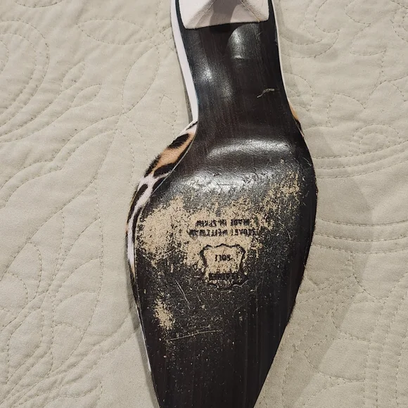 Stuart Weitzman Leopard Print Bow Mules - Picture 3 of 8